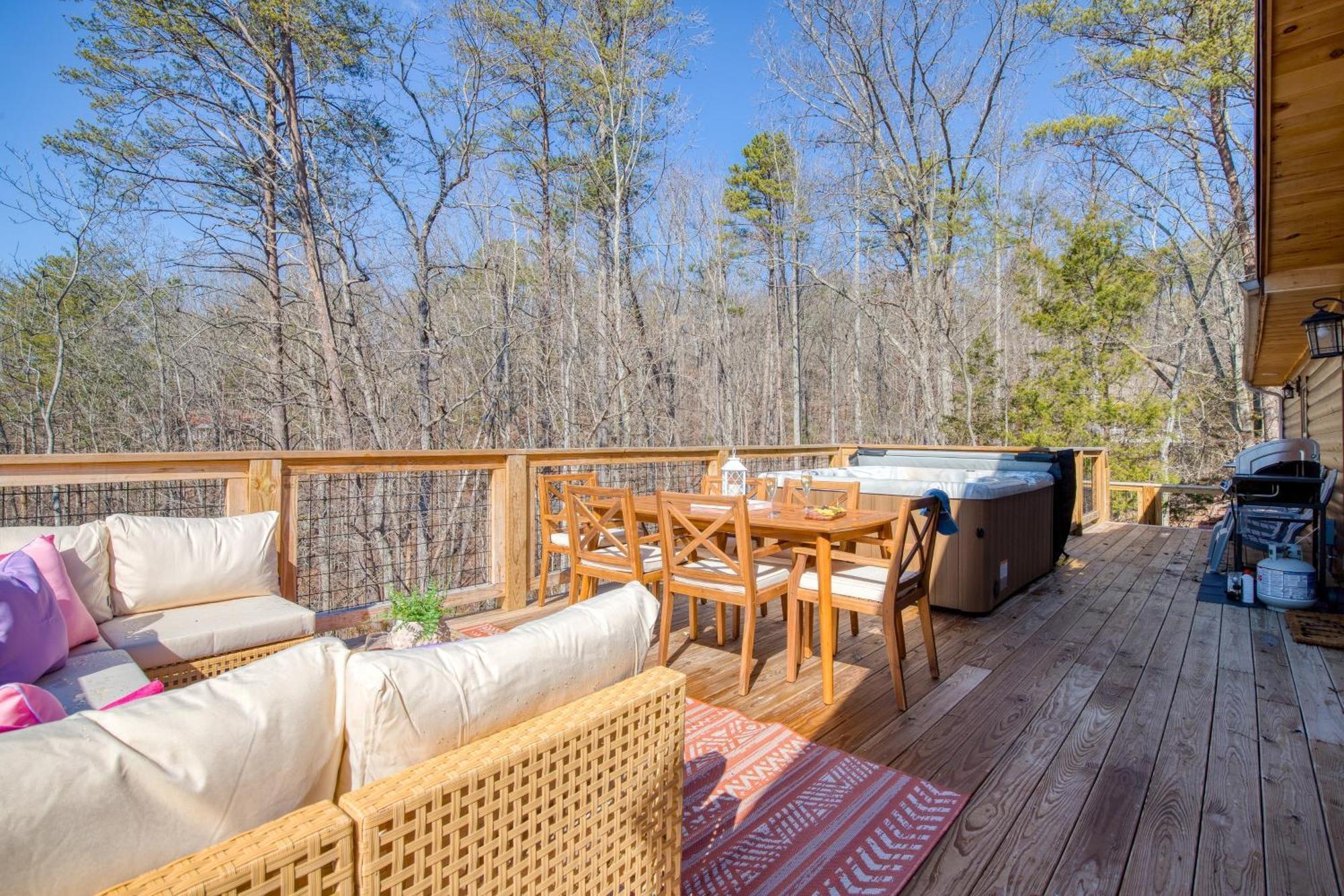 Pink Pines Avantstay Luxury Aesthetic Dream Home Indoor Pool Hot Tub Pigeon Forge Kültér fotó