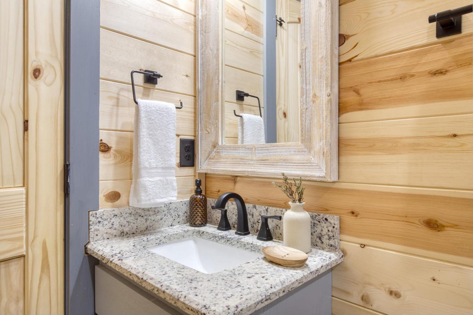 Pink Pines Avantstay Luxury Aesthetic Dream Home Indoor Pool Hot Tub Pigeon Forge Kültér fotó