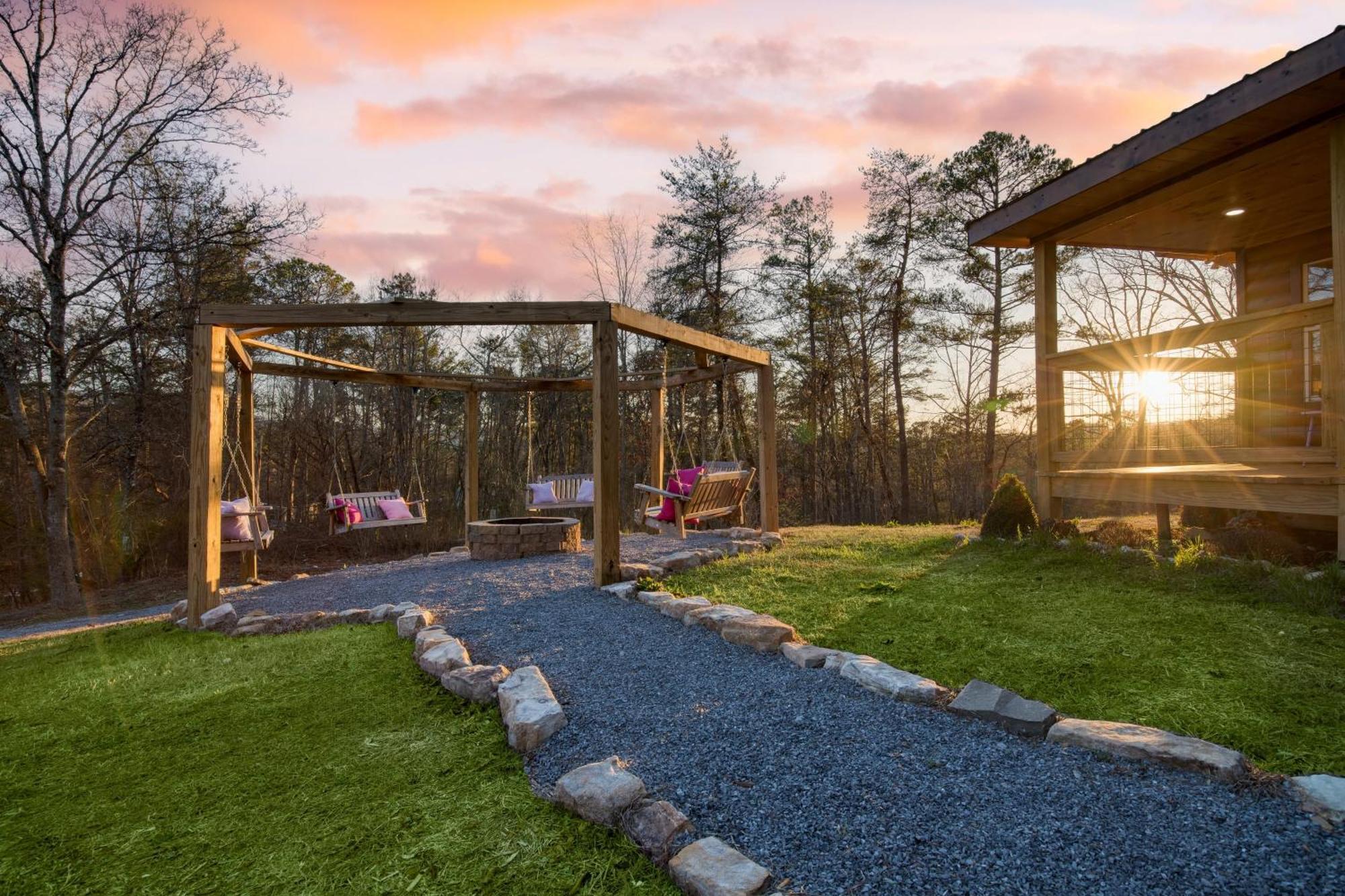 Pink Pines Avantstay Luxury Aesthetic Dream Home Indoor Pool Hot Tub Pigeon Forge Kültér fotó